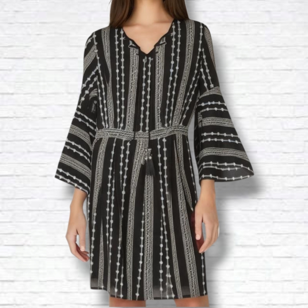 Vero Moda Black and White Embroidered Bell Sleeve Short Romper Size M